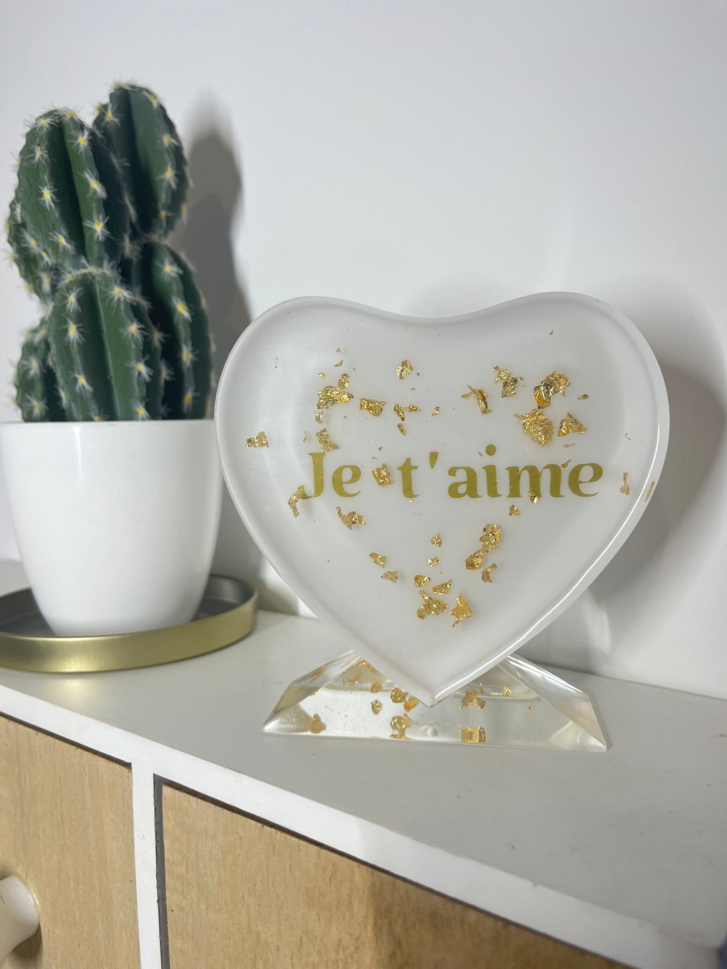 Cœur sur socle blanc « Je t’aime » petit format