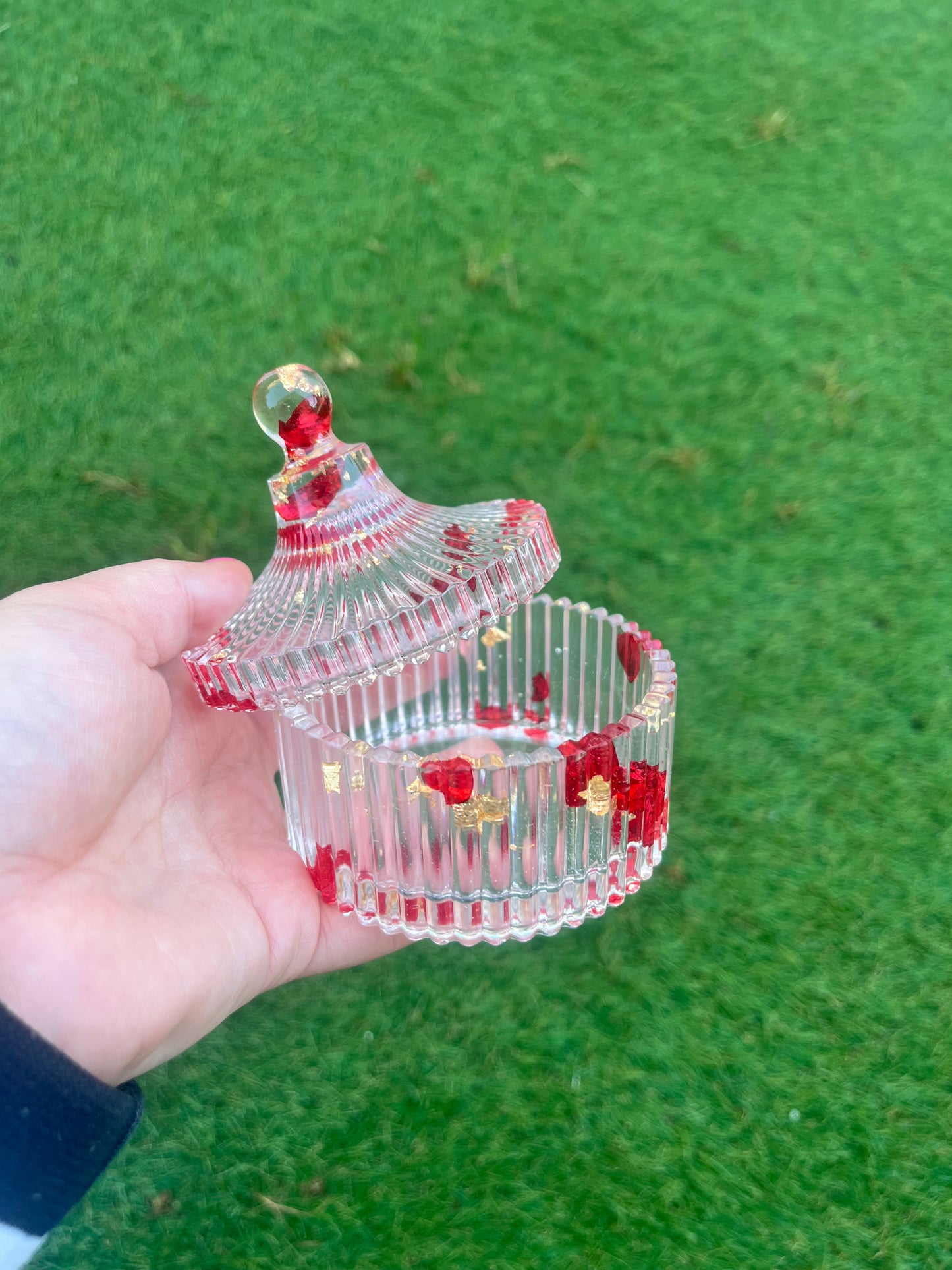 Boîte pétale de rose feuille d’or