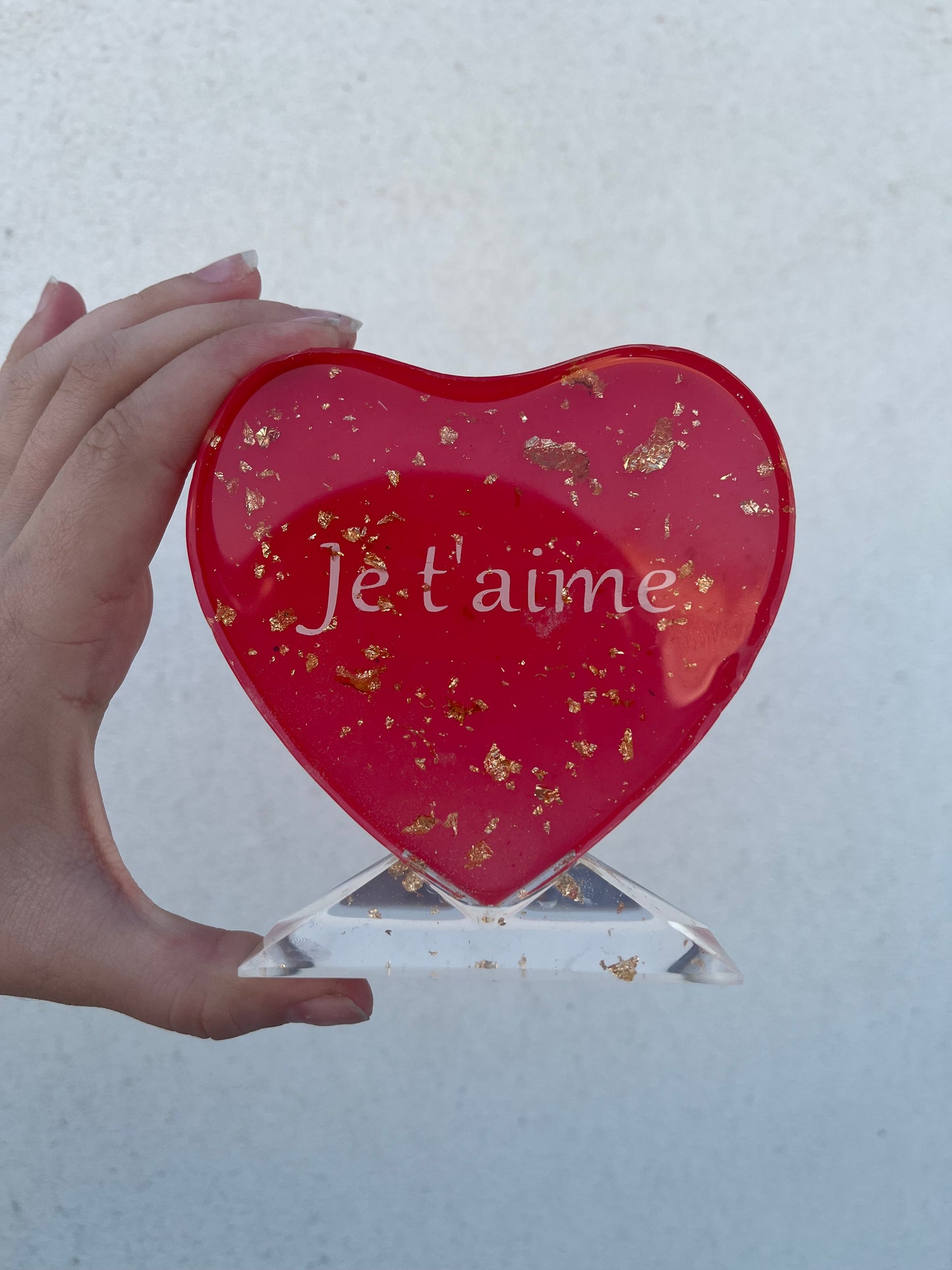 Cœur sur socle « Je t’aime » rouge petit format