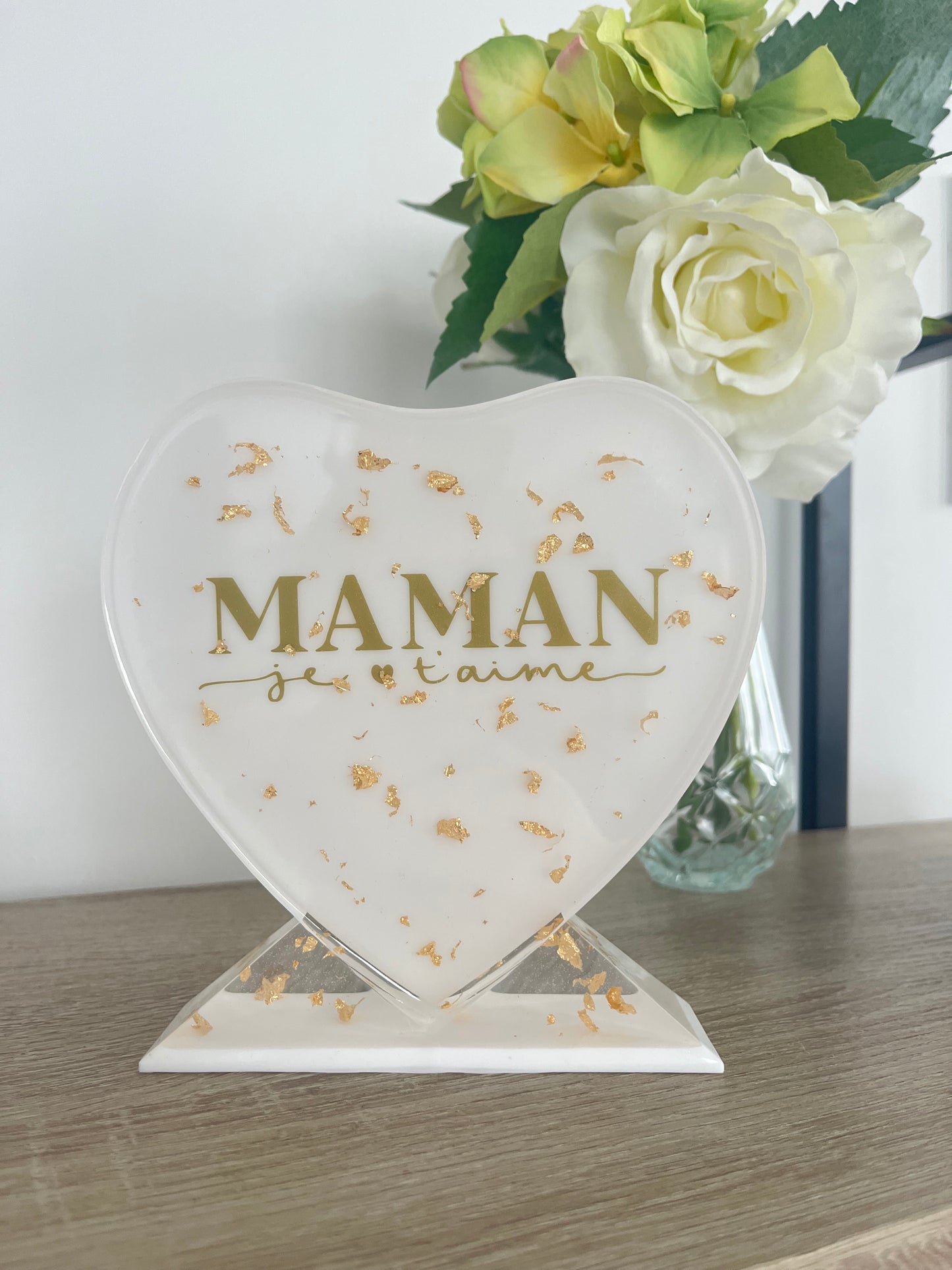 Cœur sur socle « Maman je t’aime » blanc grand format