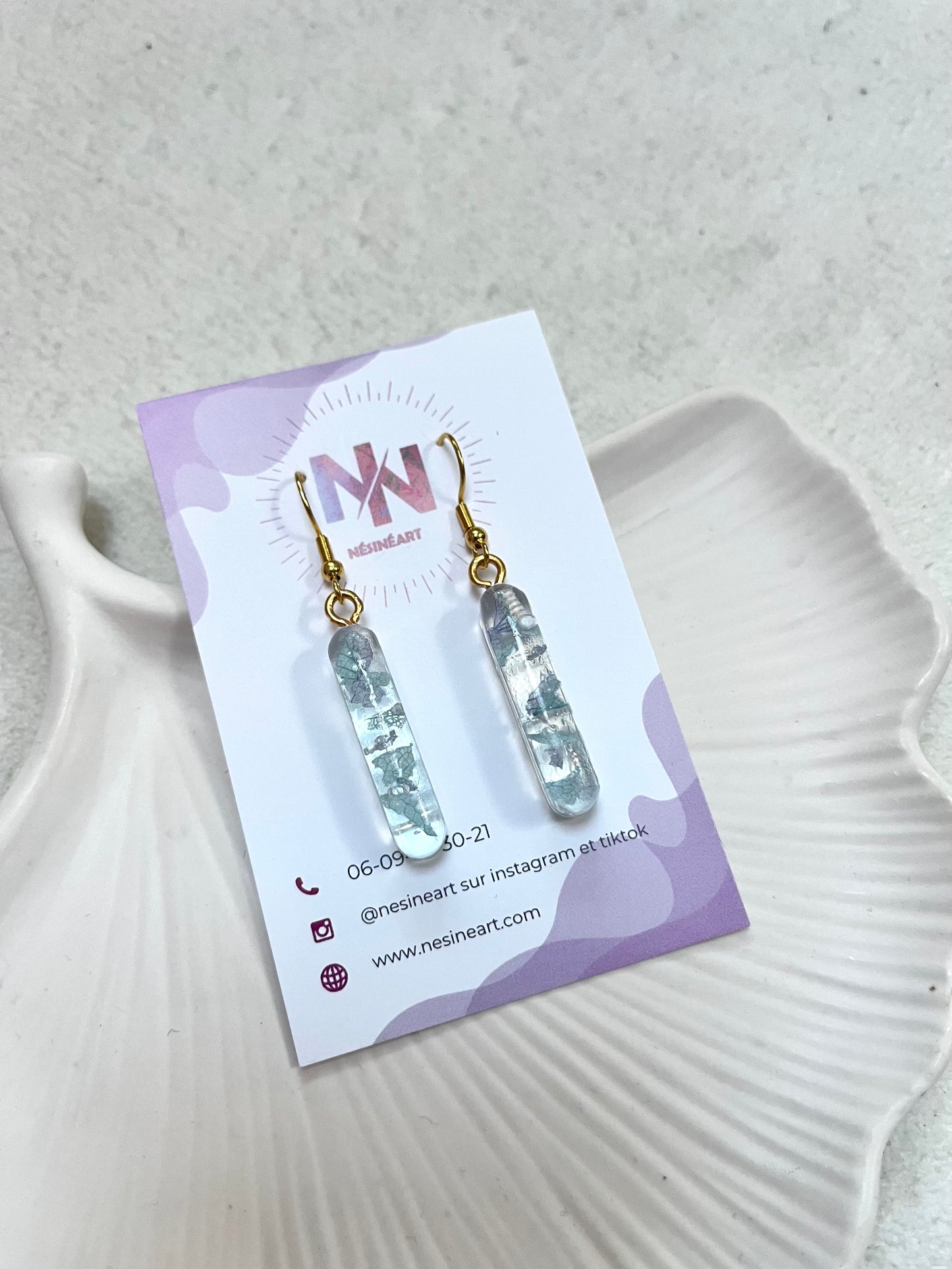 Boucle d’oreille fleurs séchées modèle « allondie bleu »