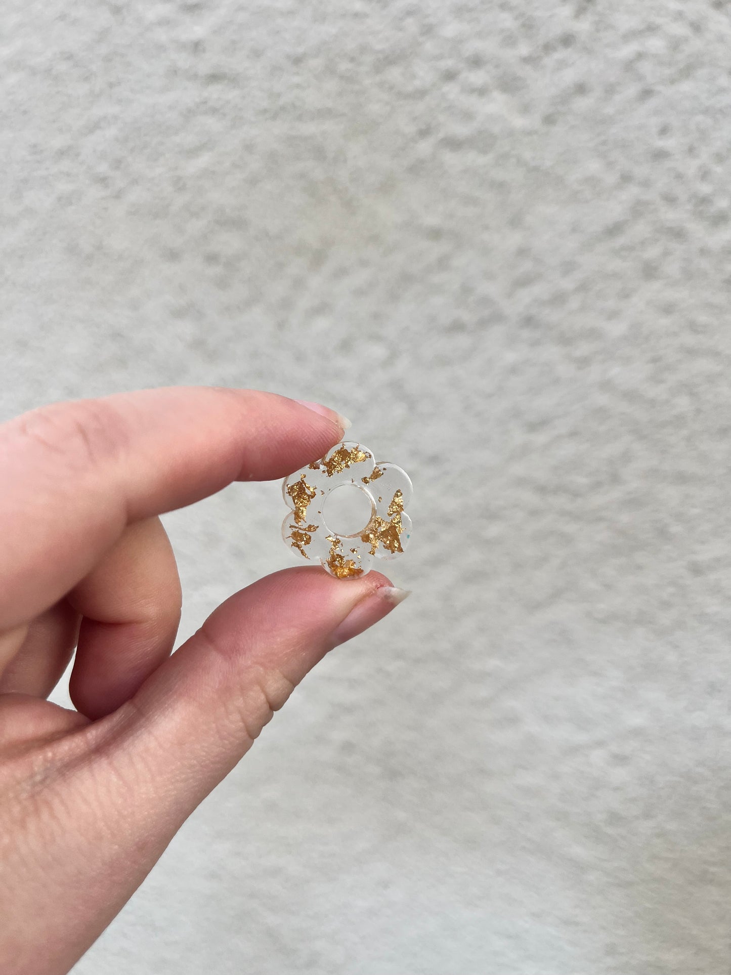 Pampille feuilles d’or et transparent