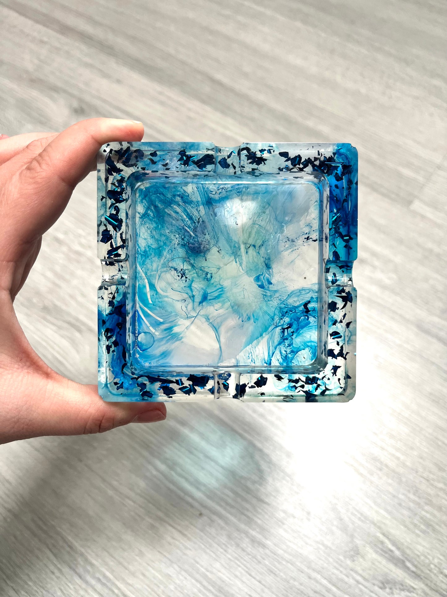 Cendrier bleu