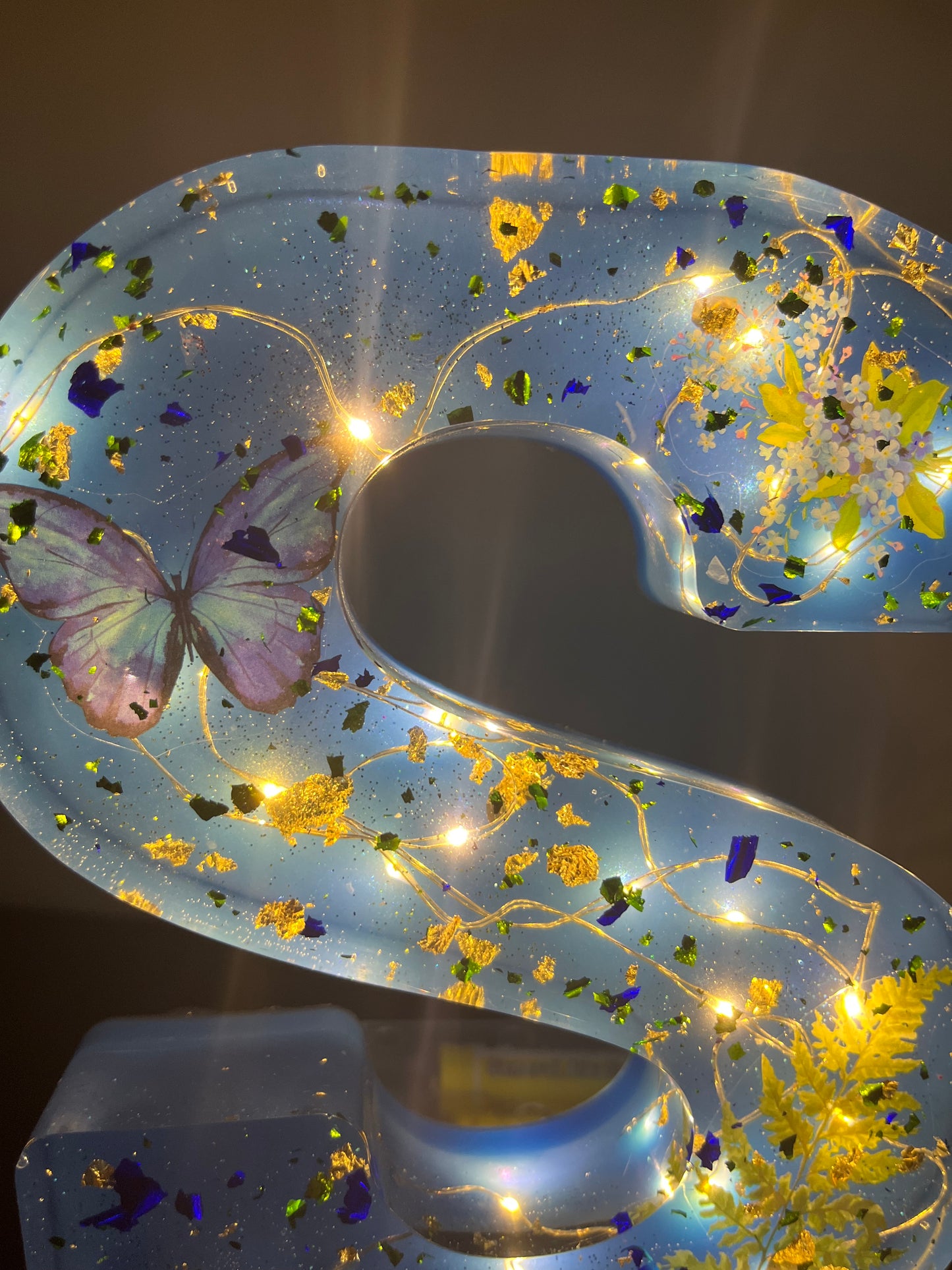 Lettre lumineuse « S »