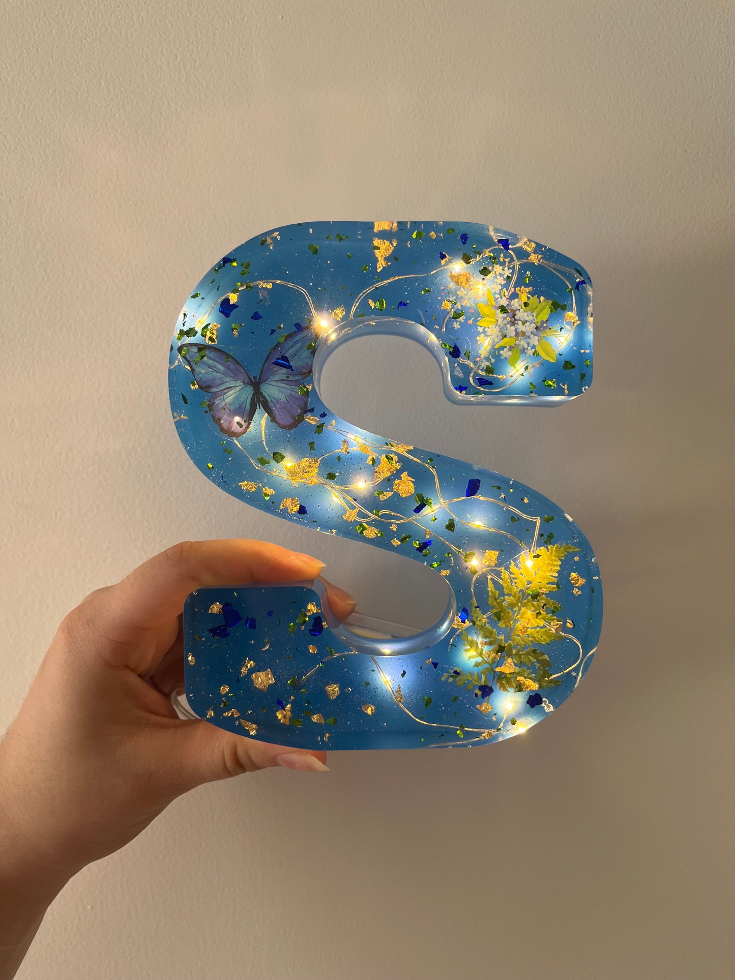 Lettre lumineuse « S »
