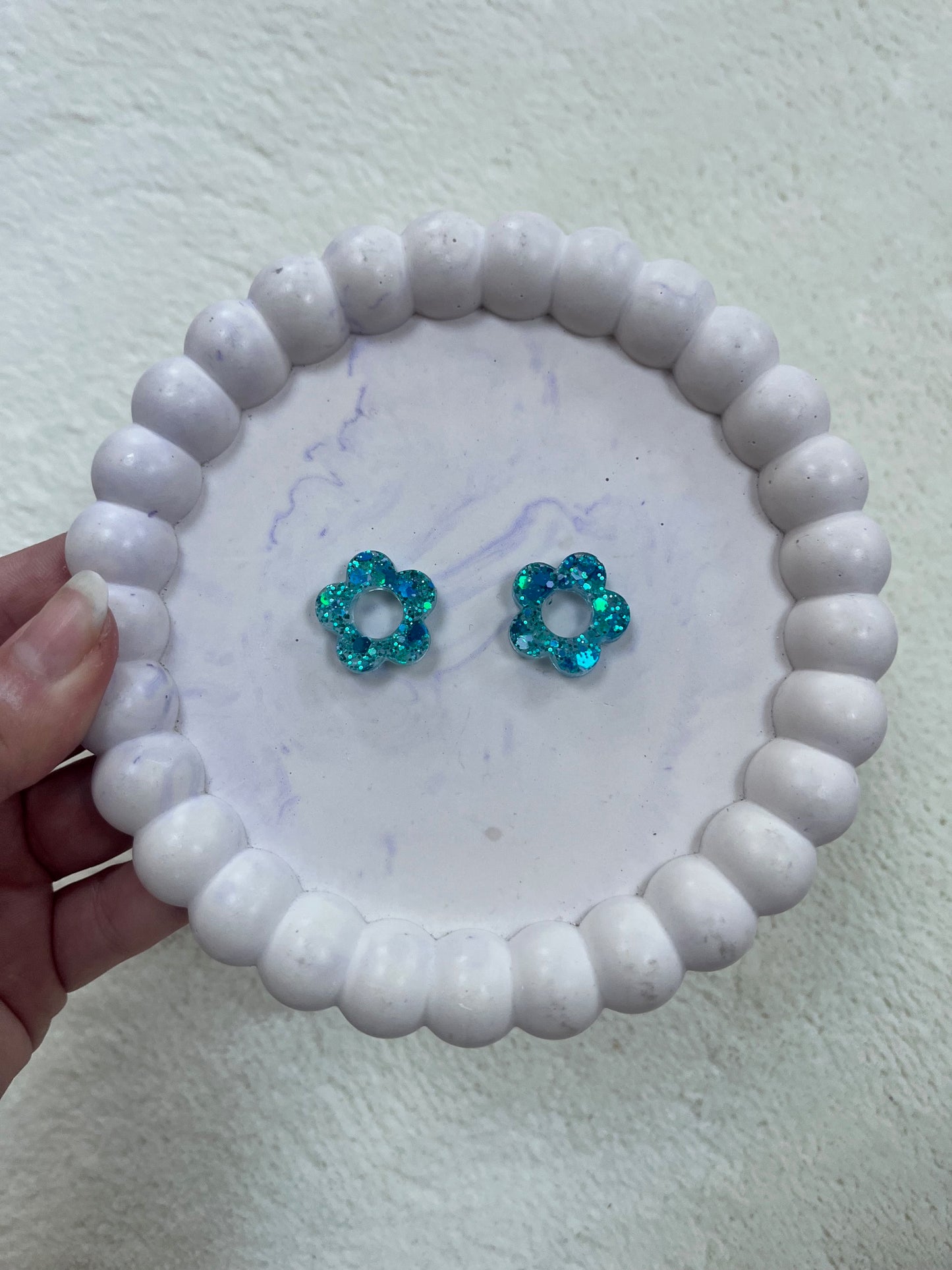 Pampille fleurs bleu à paillettes