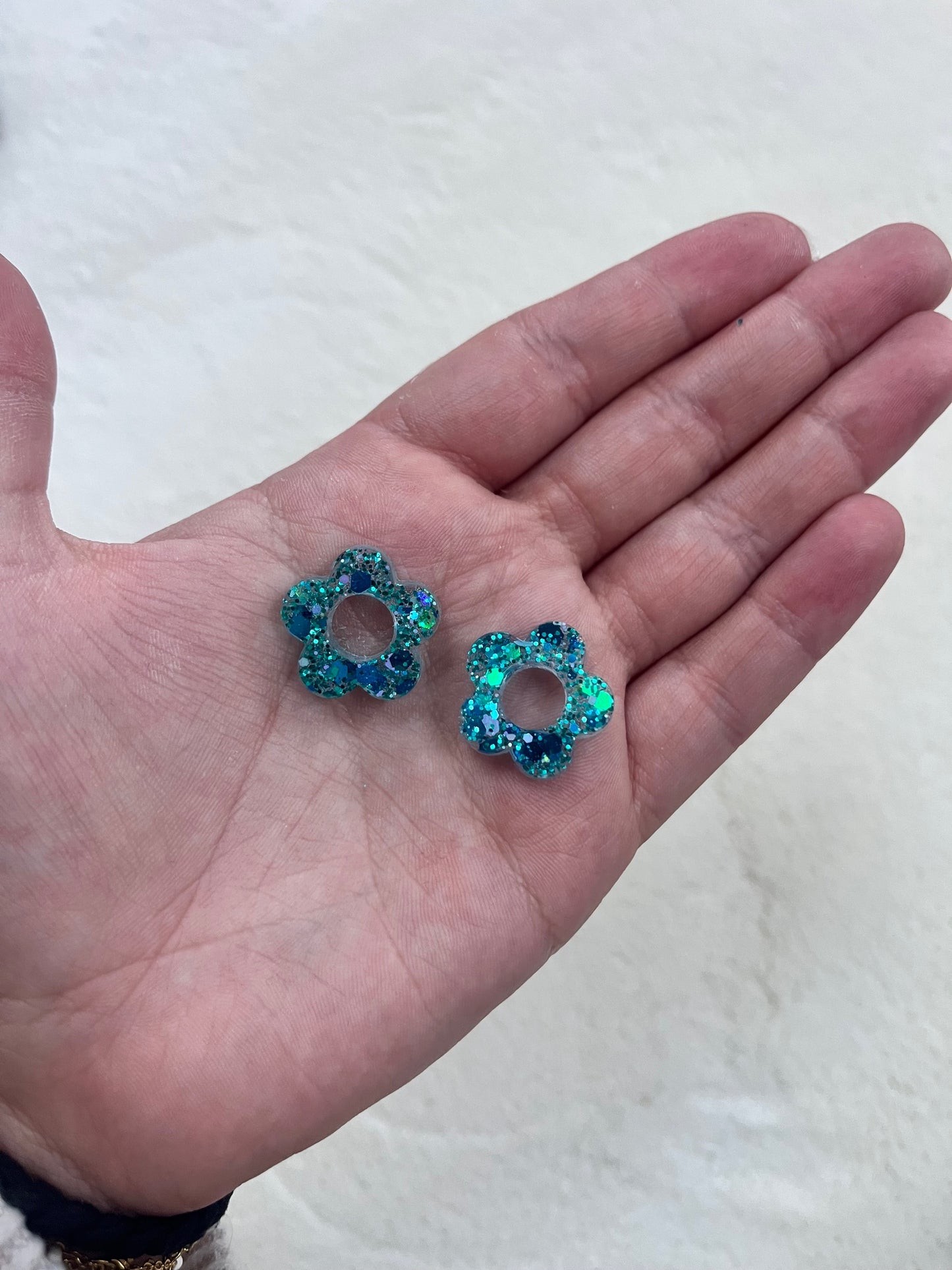 Pampille fleurs bleu à paillettes