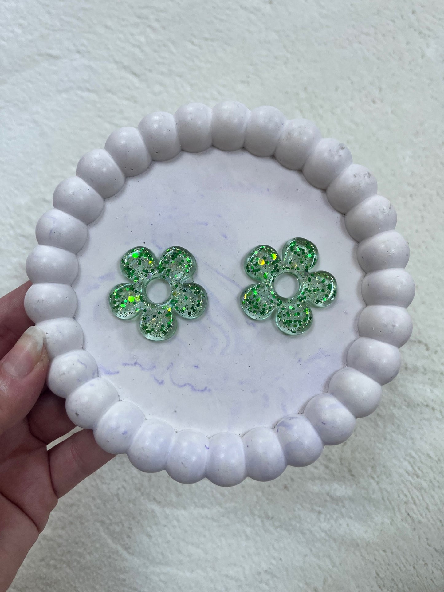 Pampille verte à paillettes