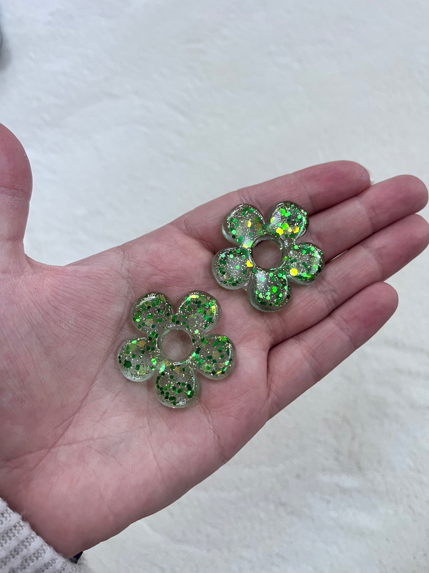 Pampille verte à paillettes