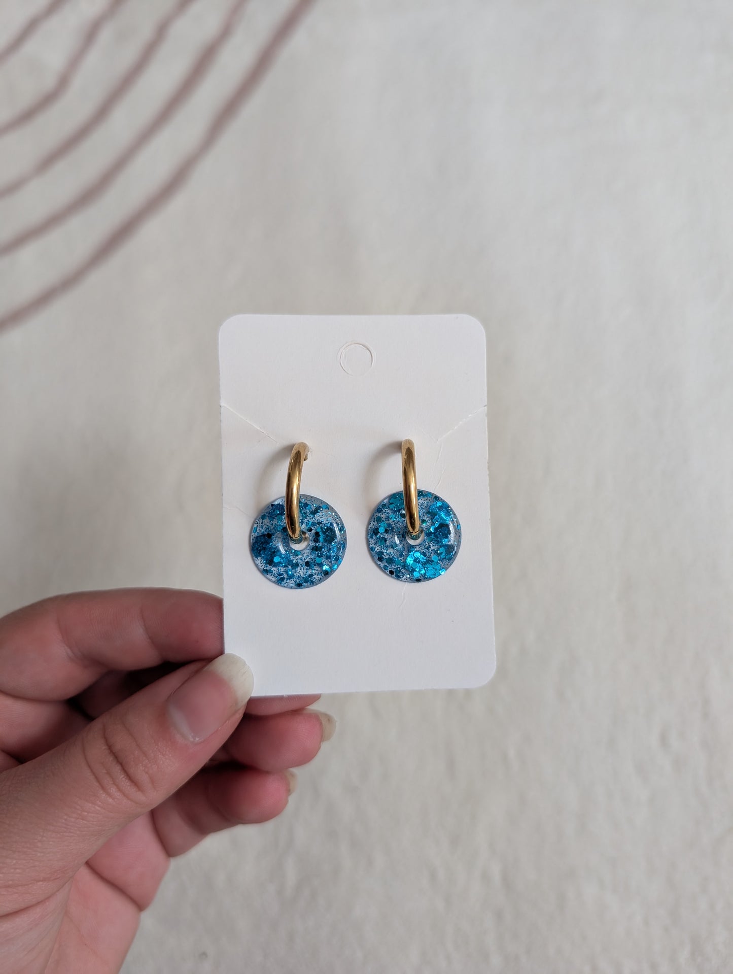 Pampille bleu à paillettes