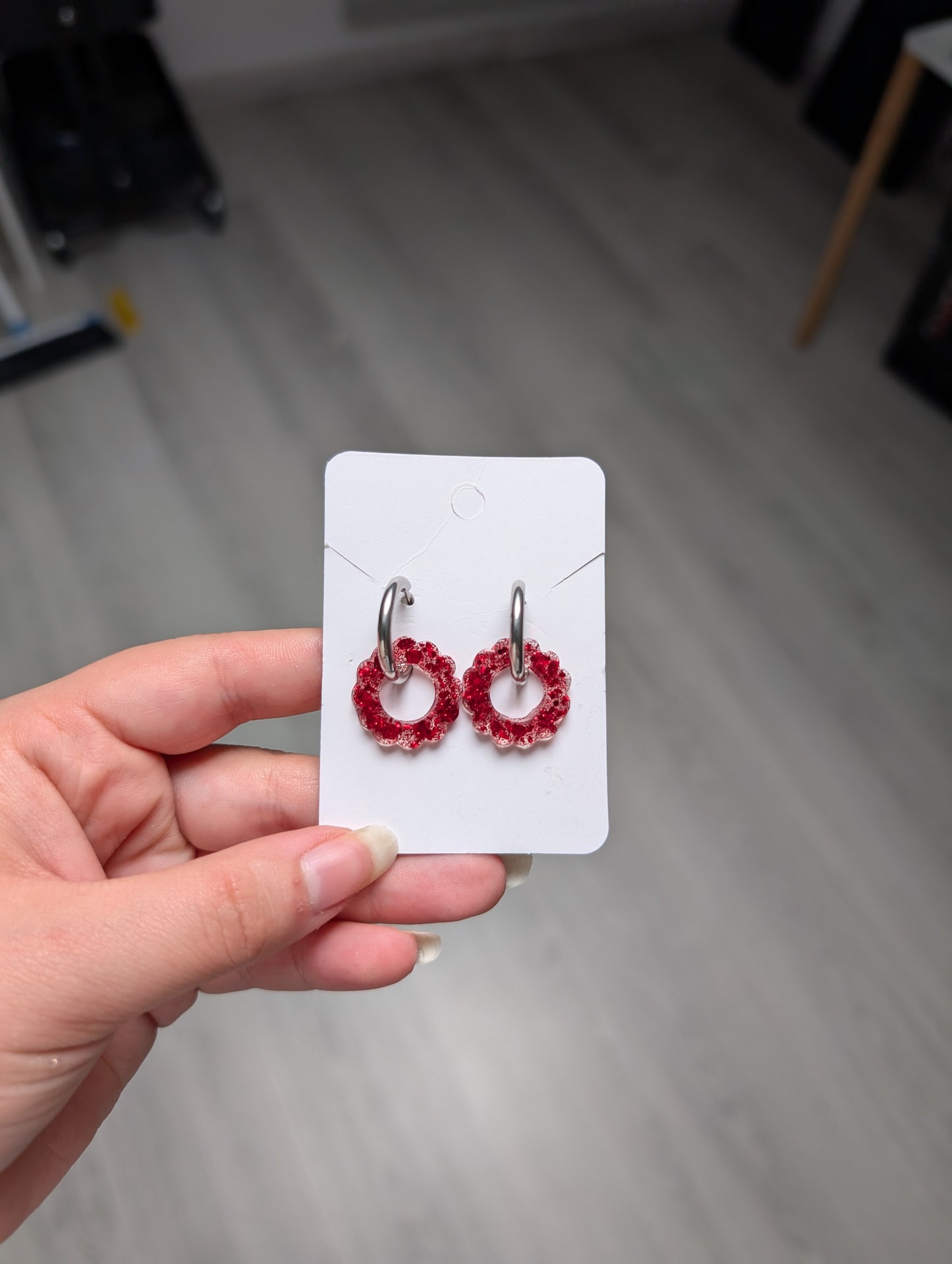 Pampille rouge à paillettes