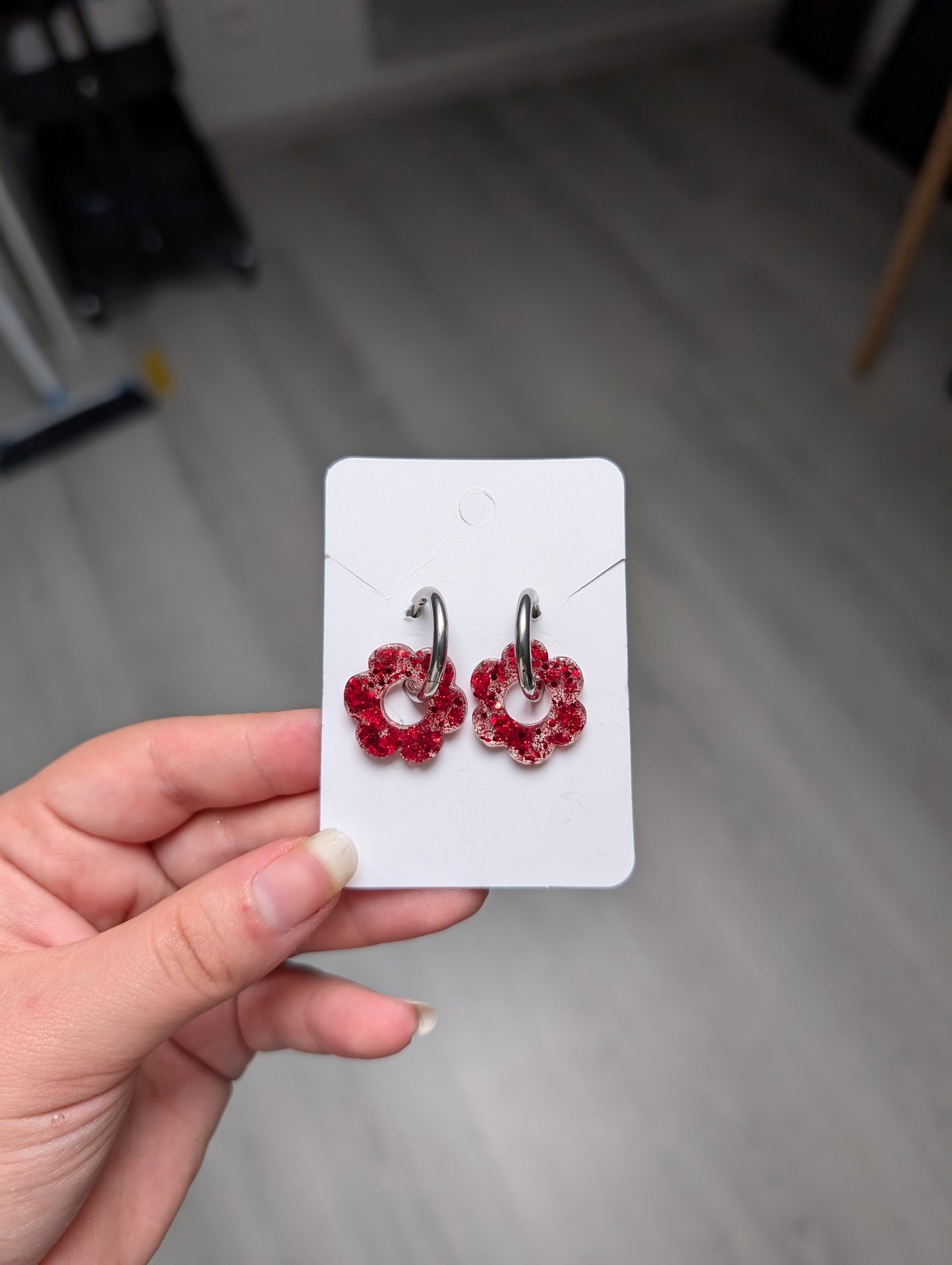 Pampille rouge à paillettes