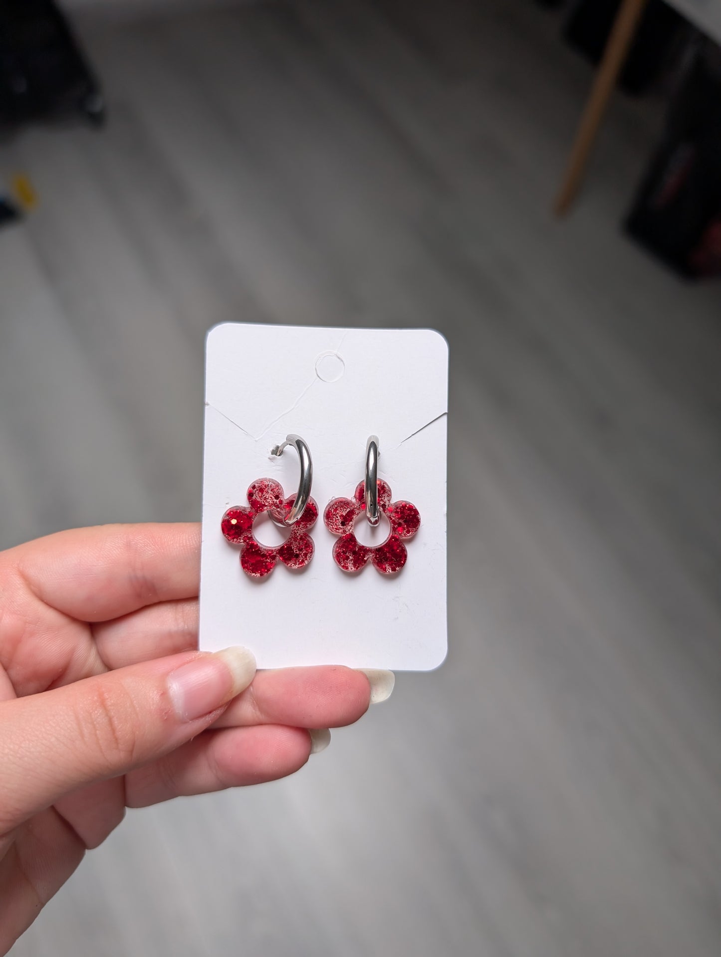 Pampille rouge à paillettes