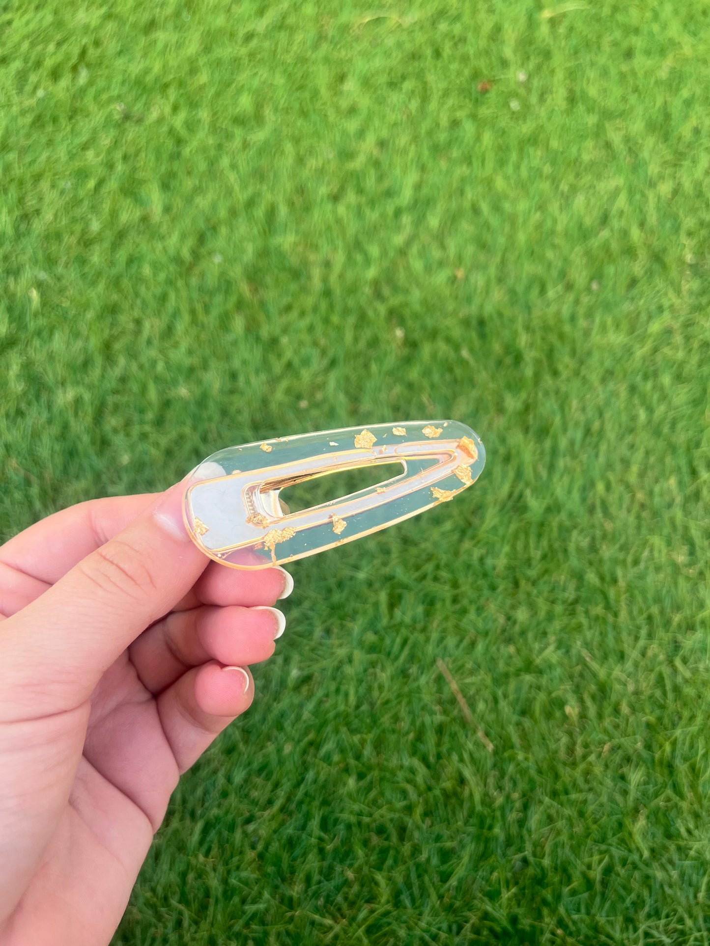 Barrette feuille d’or