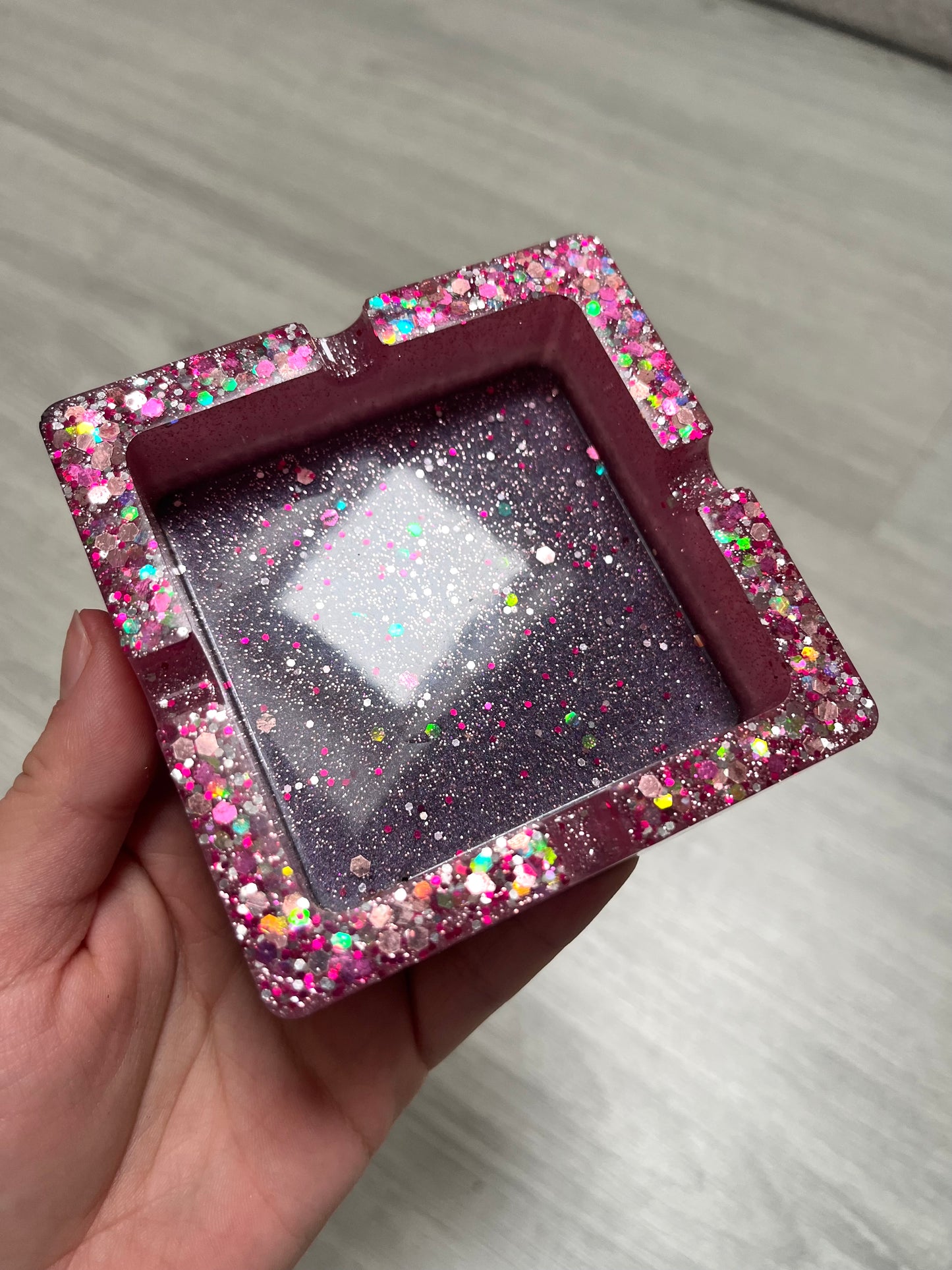 Cendrier rose à paillettes