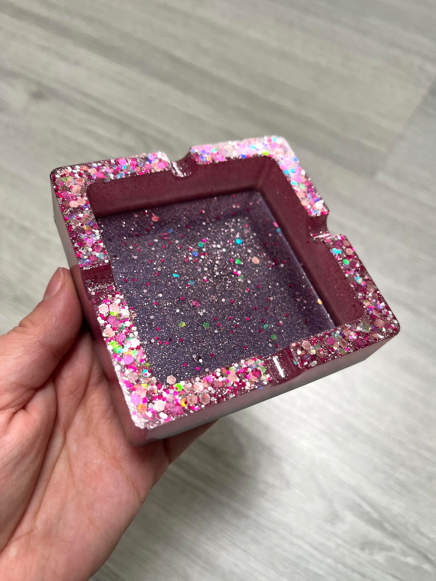 Cendrier rose à paillettes