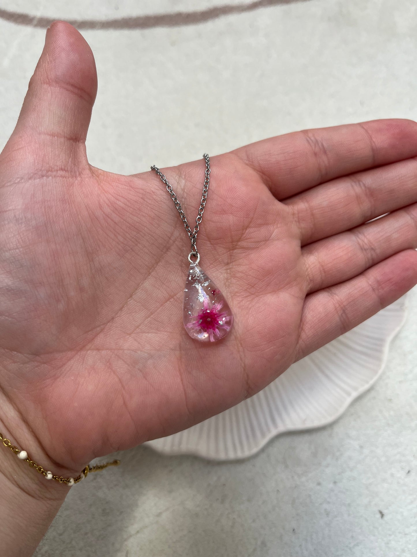 Collier fleur séchée rose