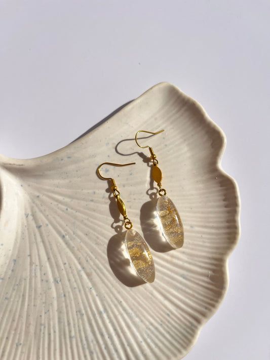 Boucle d’oreille fleurs séchées modèle « Charmante »