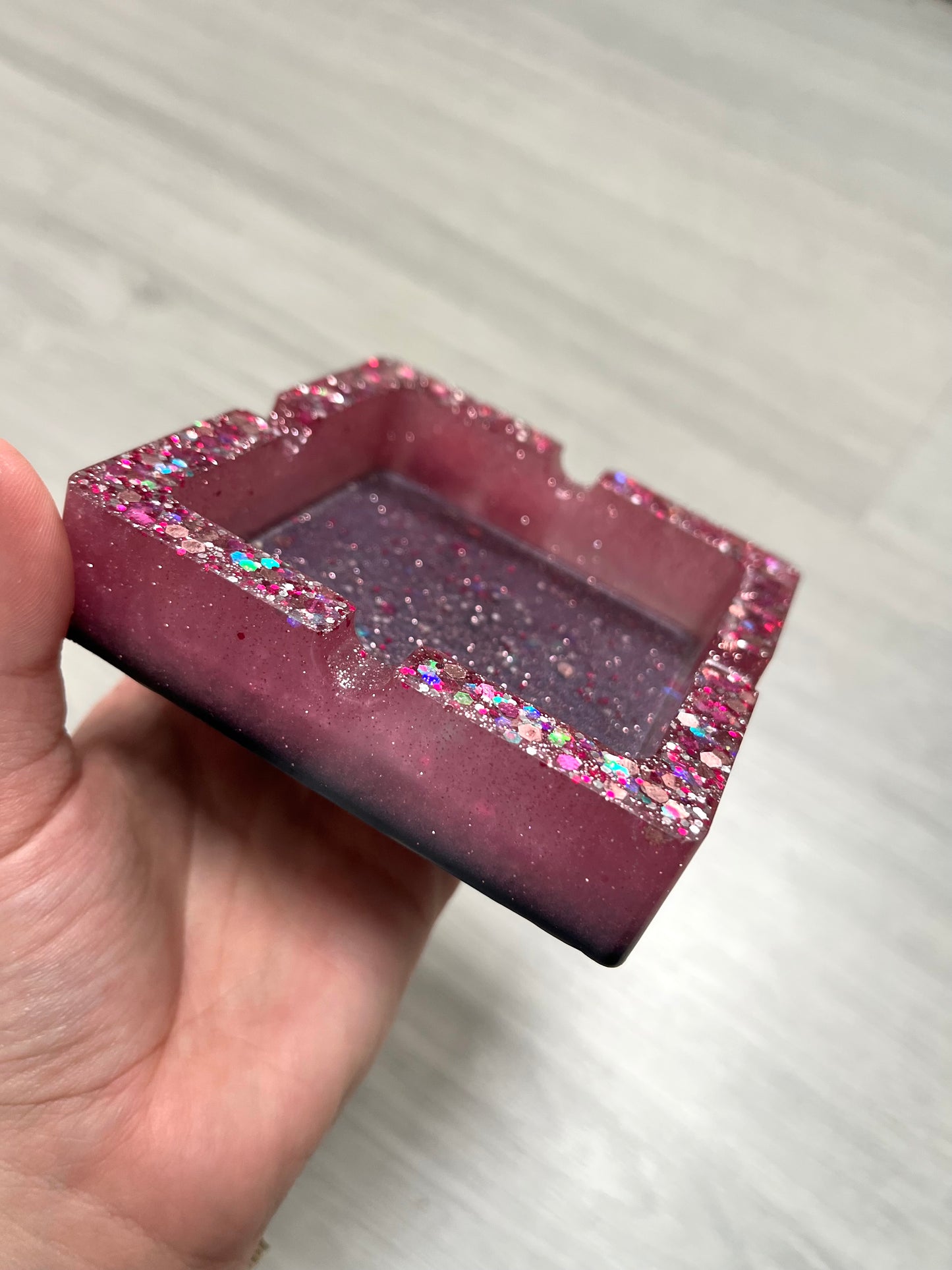 Cendrier rose à paillettes