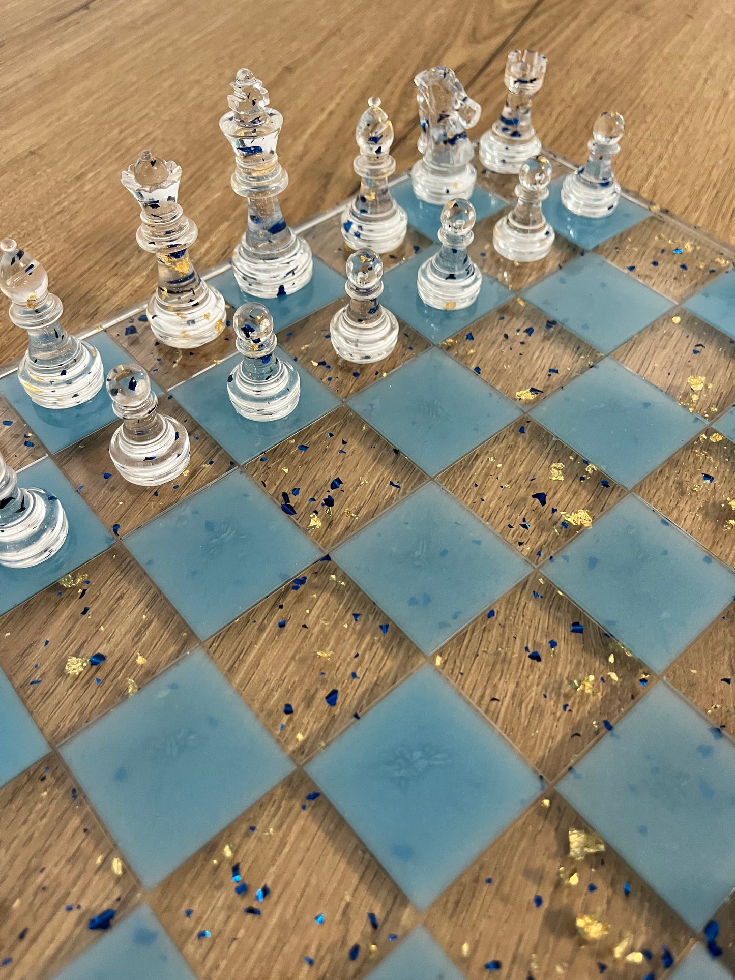 Jeu d’échec bleu clair