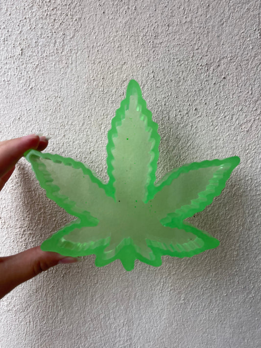 Cendrier phosphorescent vert