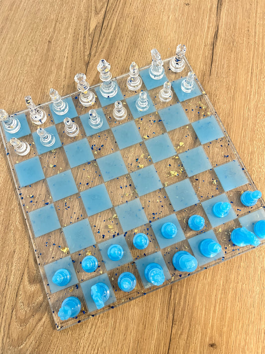 Jeu d’échec bleu clair