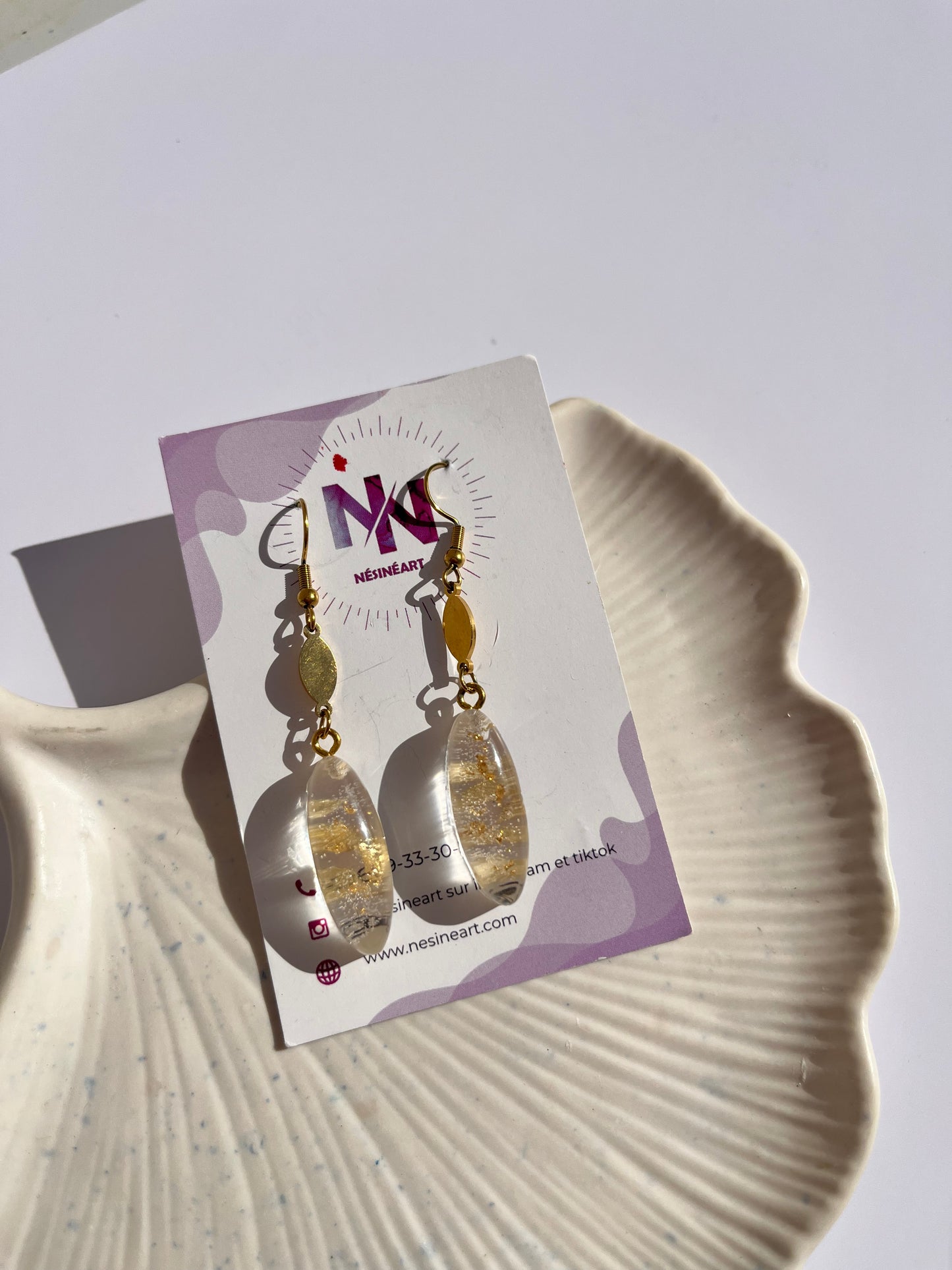 Boucle d’oreille fleurs séchées modèle « Charmante »