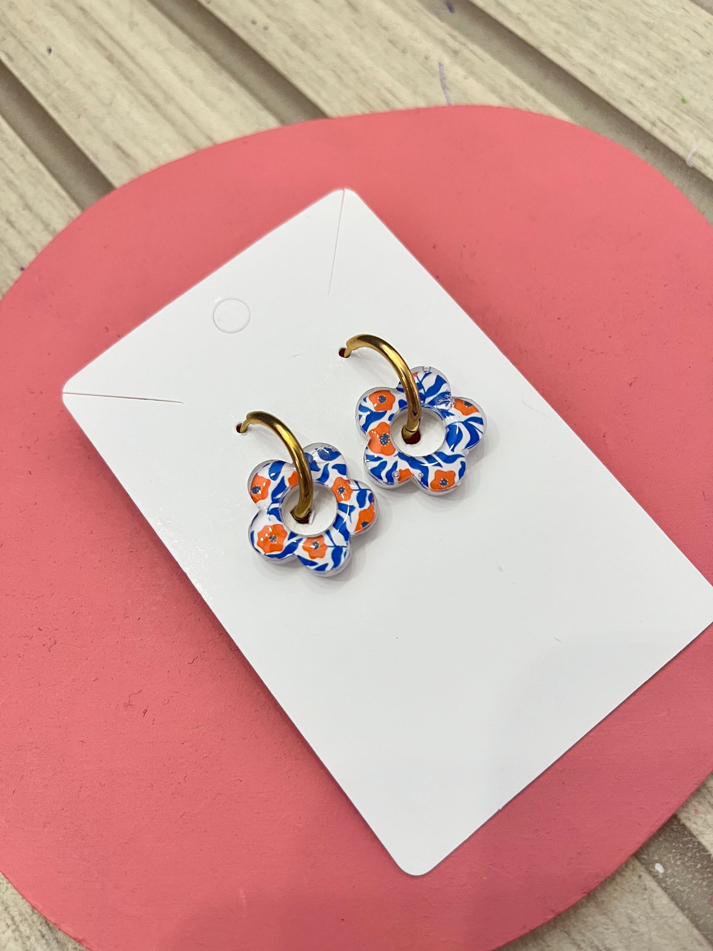 Pampille motif orange bleu