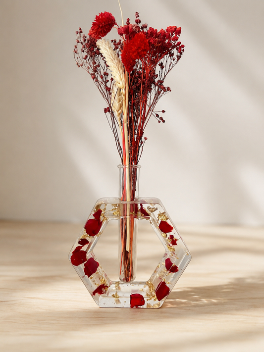 Soliflore transparent et pétale de rose