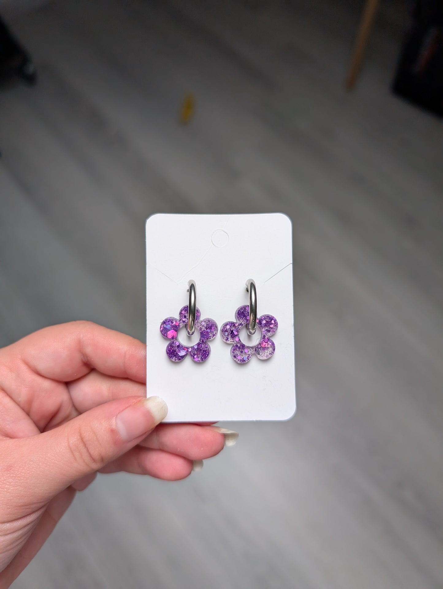 Pampille violette à paillettes