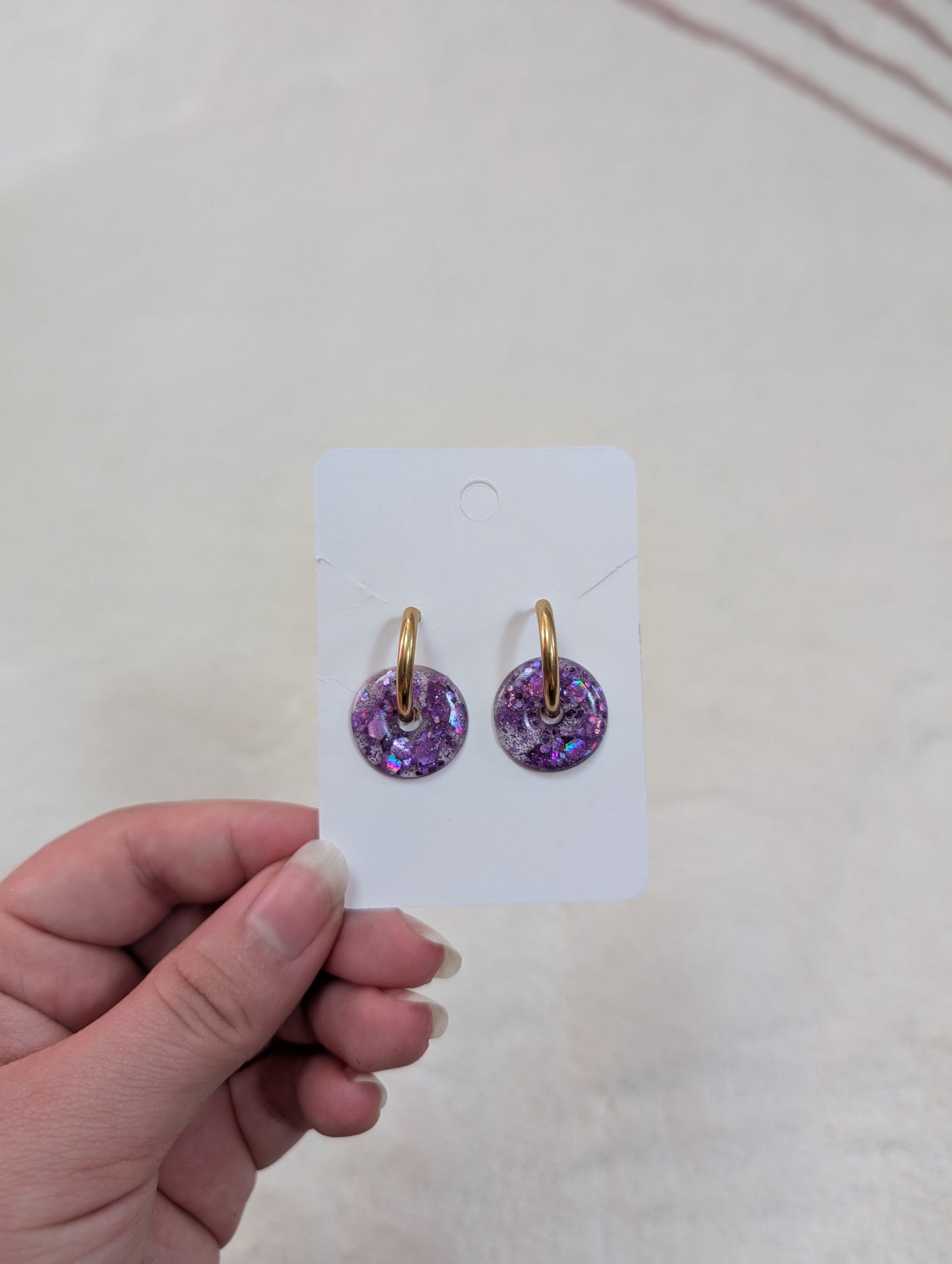 Pampille violette à paillettes