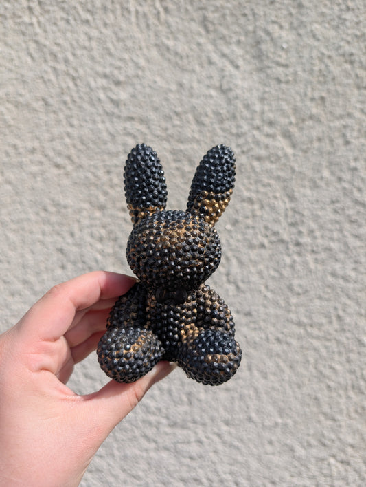 Grand lapin noir et or