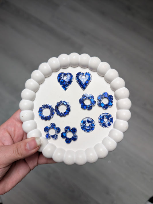 Pampille bleu foncé à paillettes
