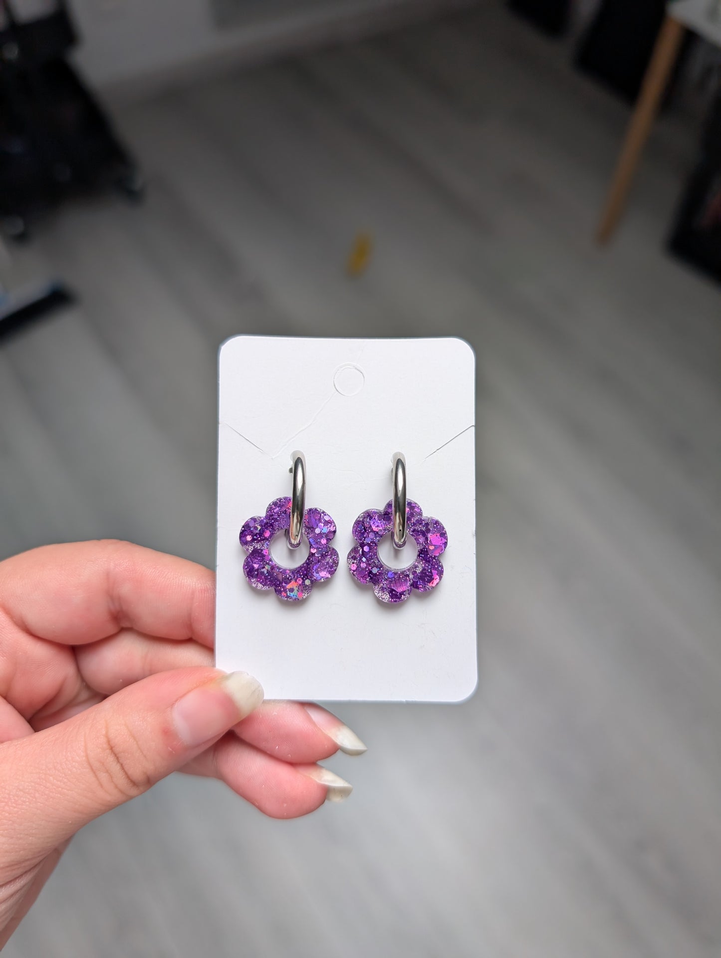 Pampille violette à paillettes